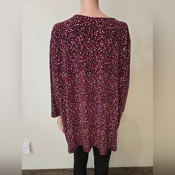 Susan Graver Blouse Top 2x  Abstract V Neck Stretch Long Sleeve - Picture 2 of 9